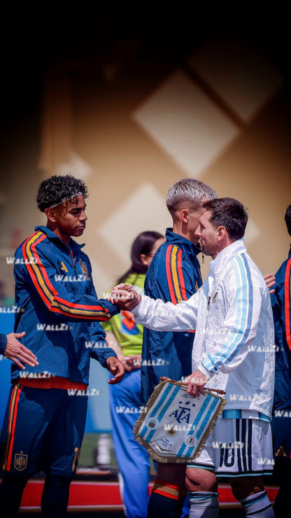 Lamine Yamal & Messi